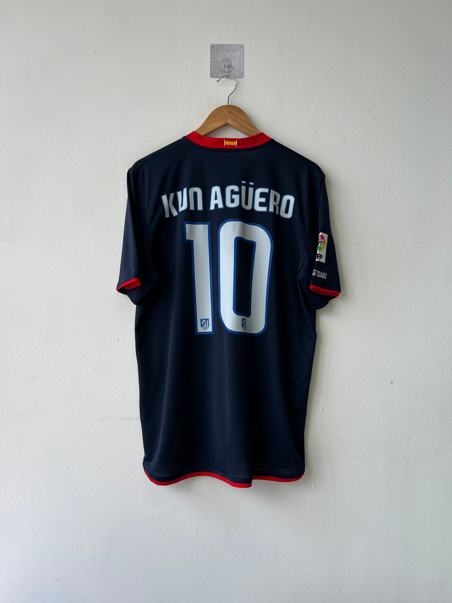 (L) Atletico Madrid 2008-09 Away Shirt Kun Aguero #10