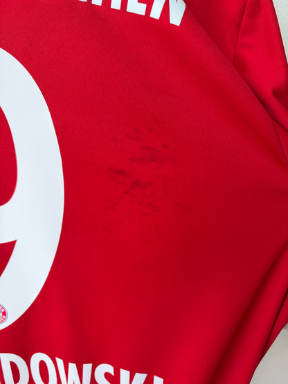 (XL) Bayern 2017-18 Home Shirt Lewandowski #9