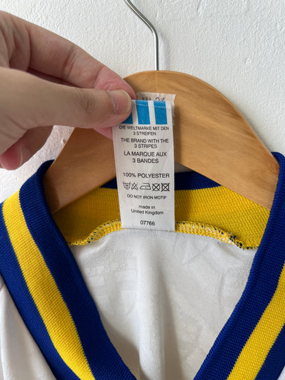 (L) Sweden 1994-96 Away Shirt
