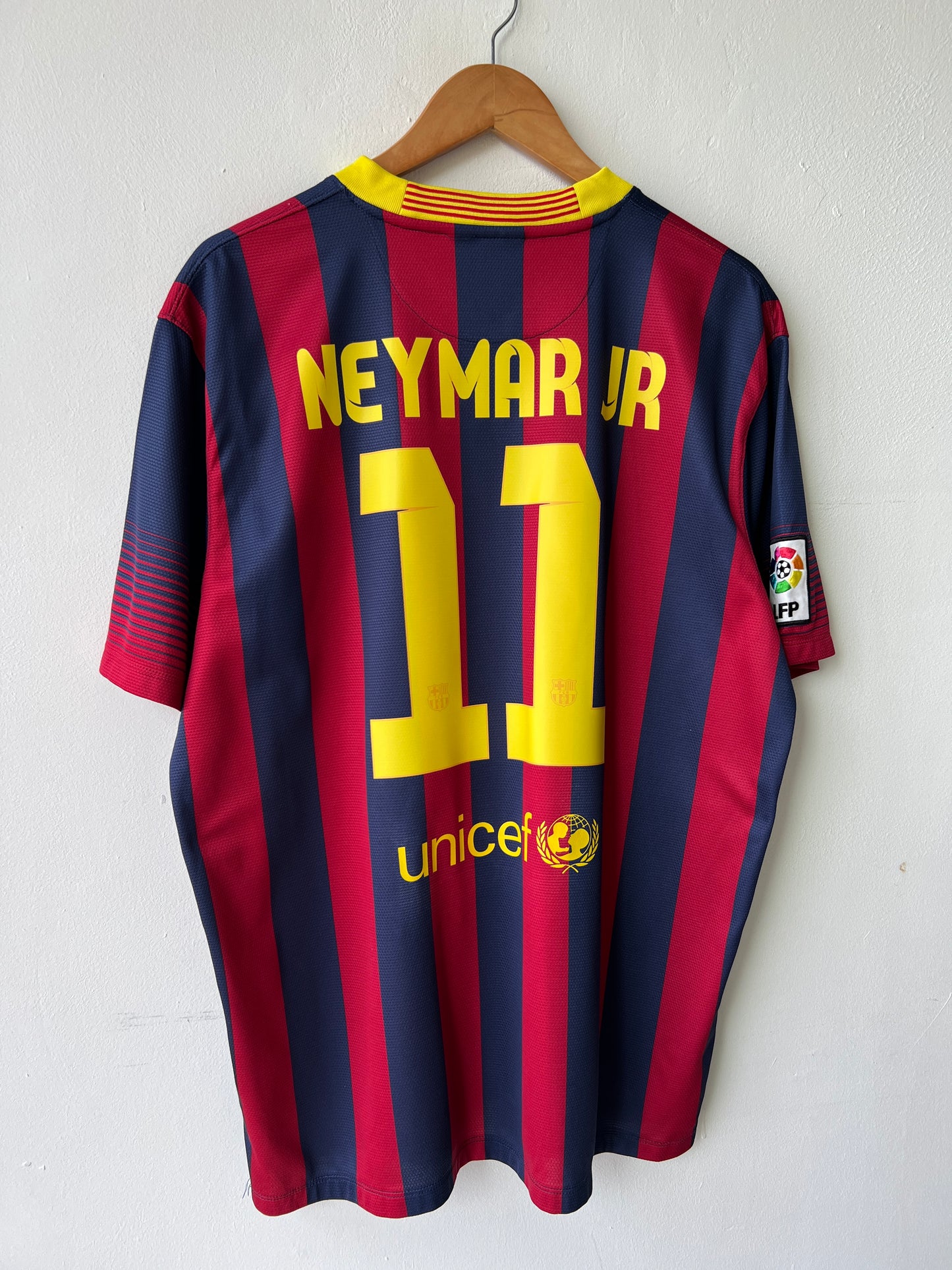 (XL) Barcelona 2013-14 Home Shirt Neymar Jr. #11