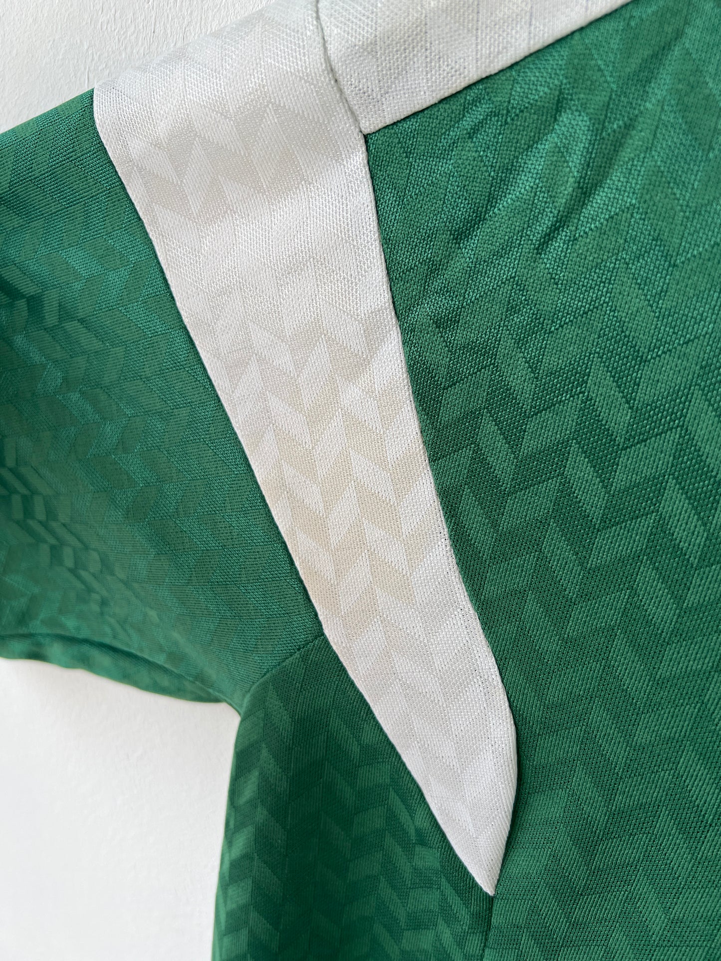 (L) Goias 1993-95 Home Shirt #27