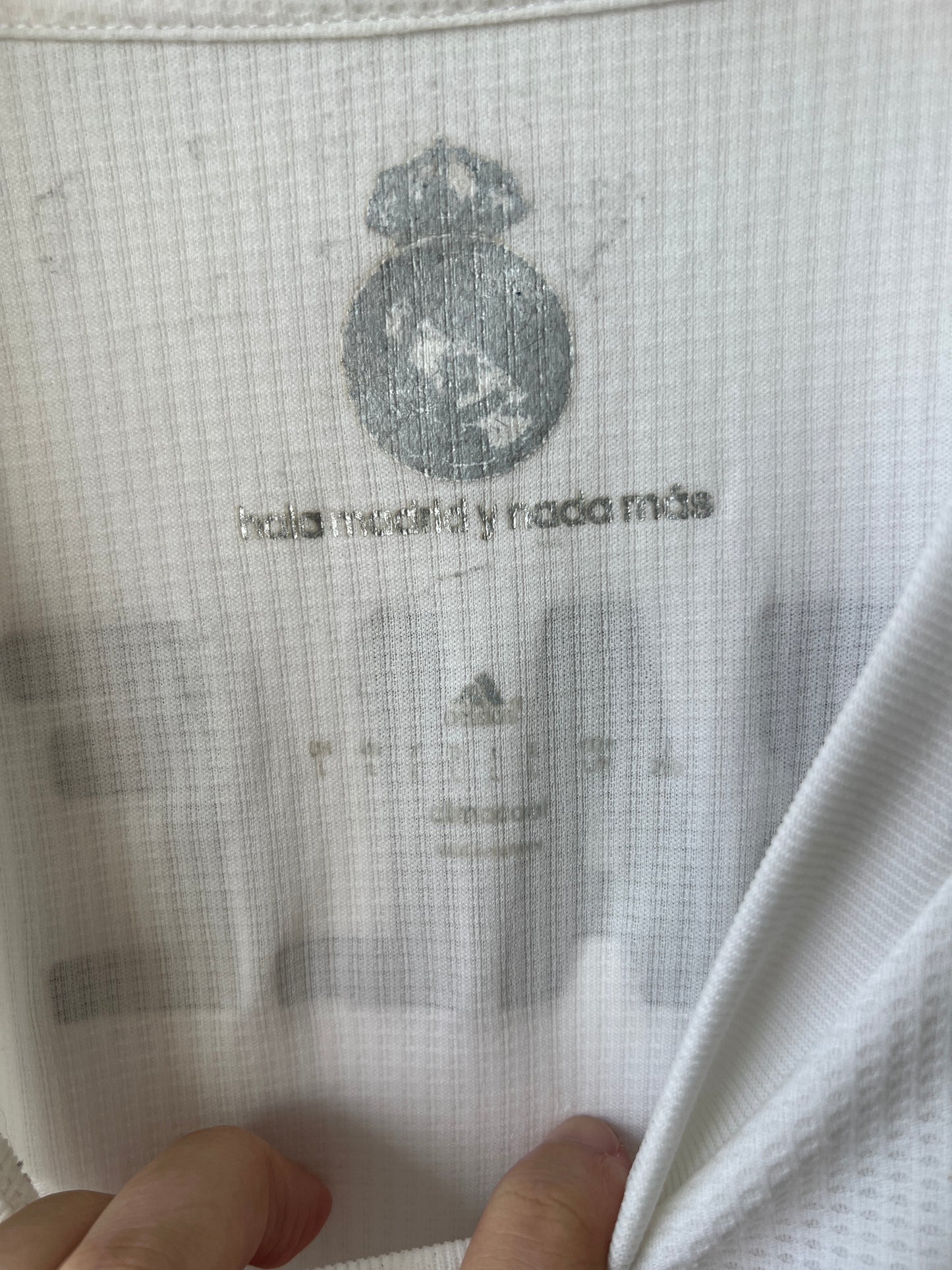 (L) Real Madrid 2015-16 Home Long Sleeve Shirt Bale #11