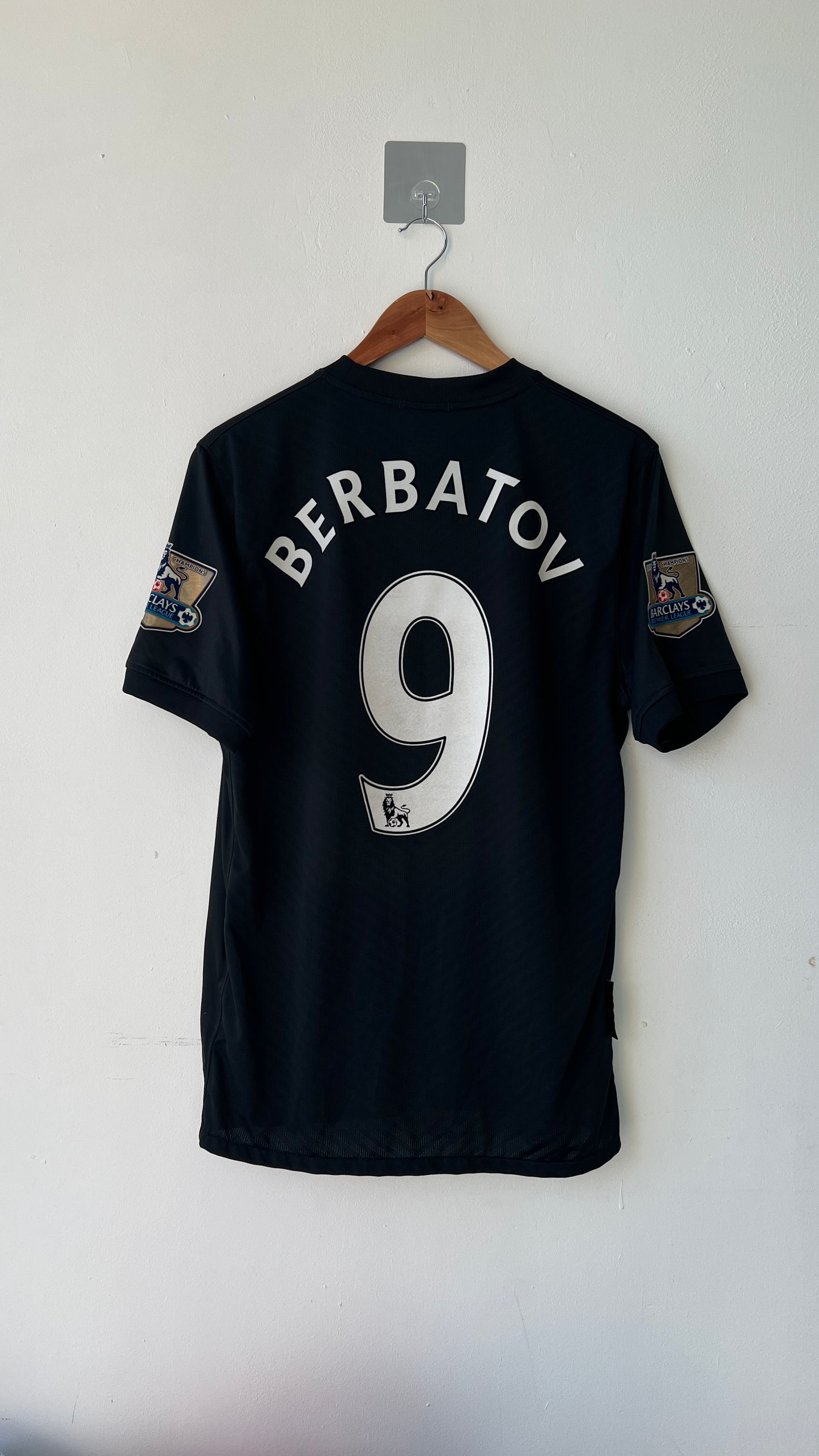 Manchester United 2009-10 Away Shirt Berbatov #9 (M)