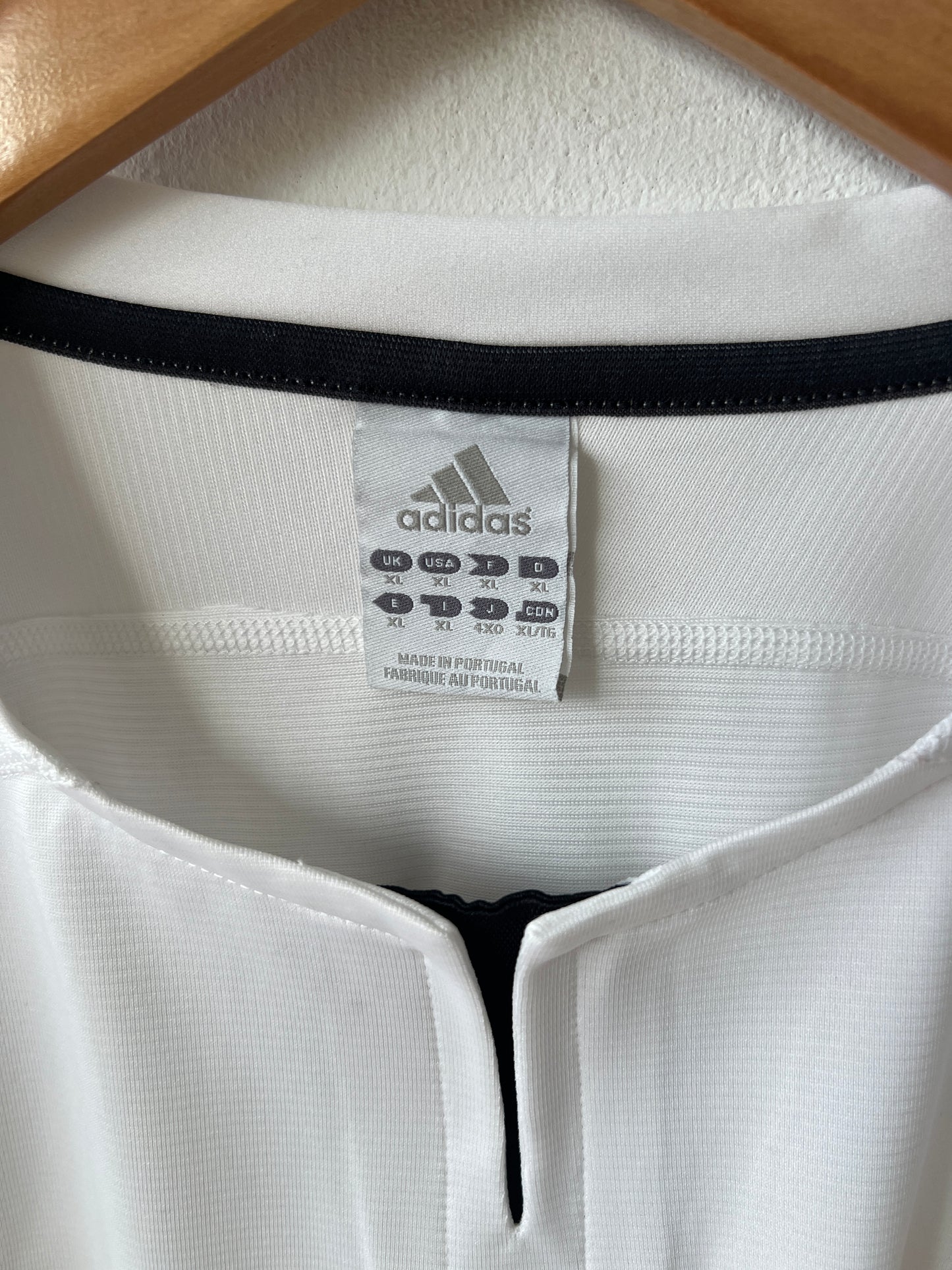 (XL) Real Madrid 2003-04 Home Shirt Beckham #23