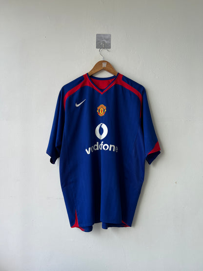 (XL) Manchester United 2005-06 Away Shirt Ronaldo #7