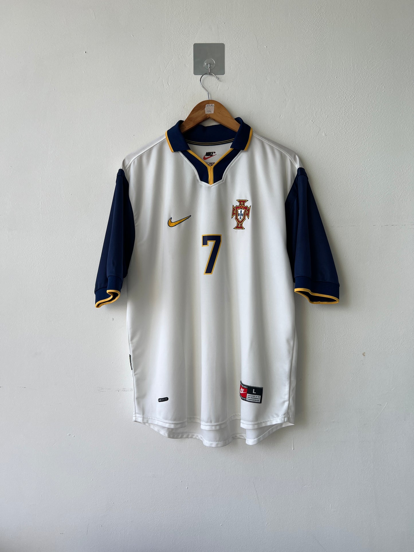 (L) Portugal 1998-00 Away Shirt Figo #7