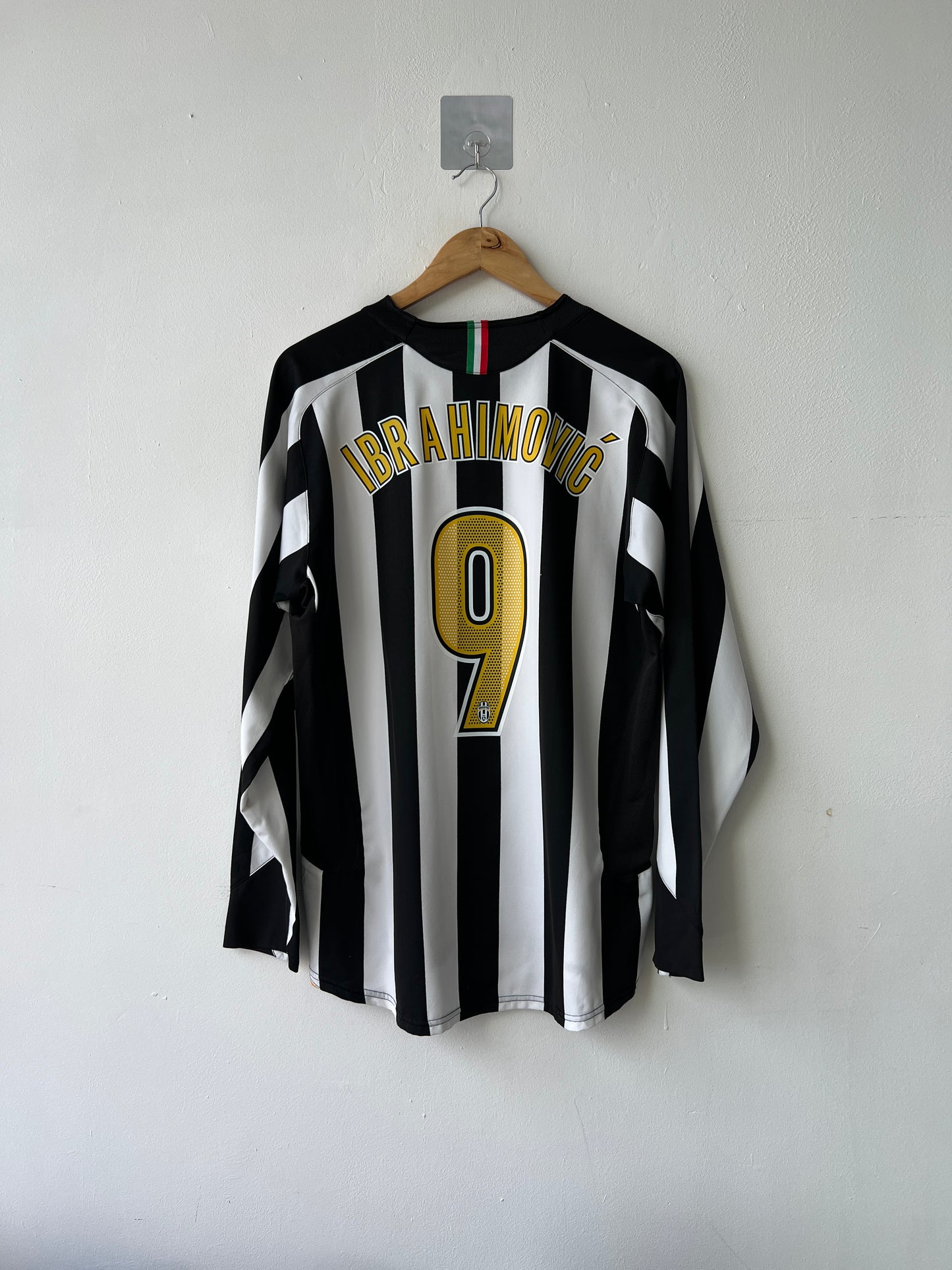 (M) Juventus 2005-06 Home Long Sleeve Shirt Ibrahimovic #9