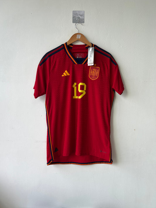 (L) Spain 2022-23 Home Player Version Shirt Lamine Yamal #19 (NEW)