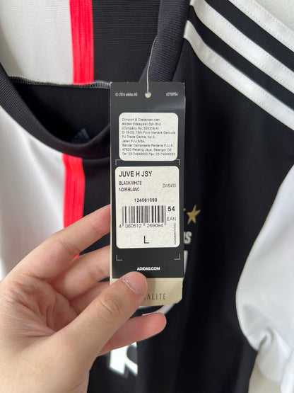(L) Juventus 2019-20 Home Shirt Ronaldo #7 (Arabic) (NEW)