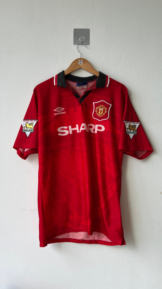 Manchester United 1994-96 Home Shirt Keane #16 (L)