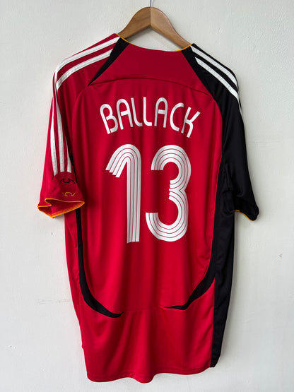 (XL) Germany 2005-07 Away Shirt Ballack #13