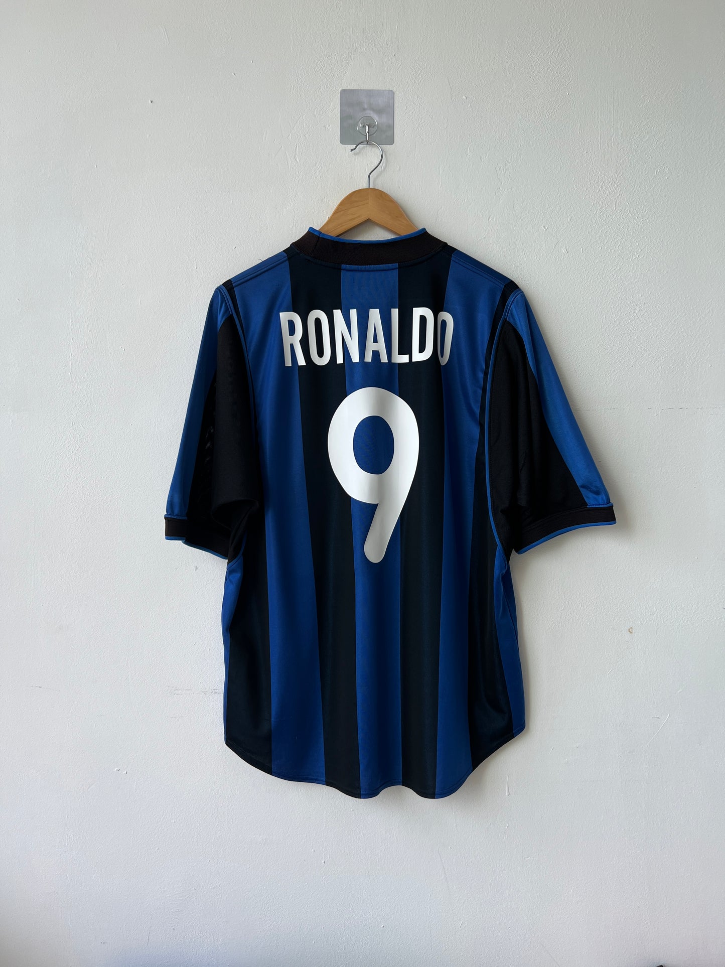 (L) Inter Milan 2000-01 Home Shirt Ronaldo #9