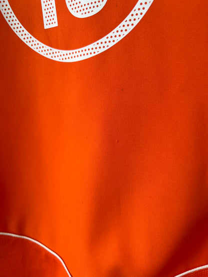 (M) Holland 2004-06 Home Shirt v. Nistelrooy #10