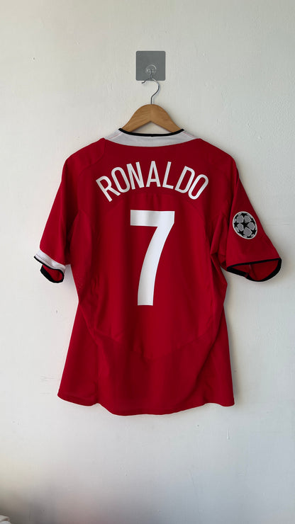 Manchester United 2004-06 Home Shirt Ronaldo #7 (L)