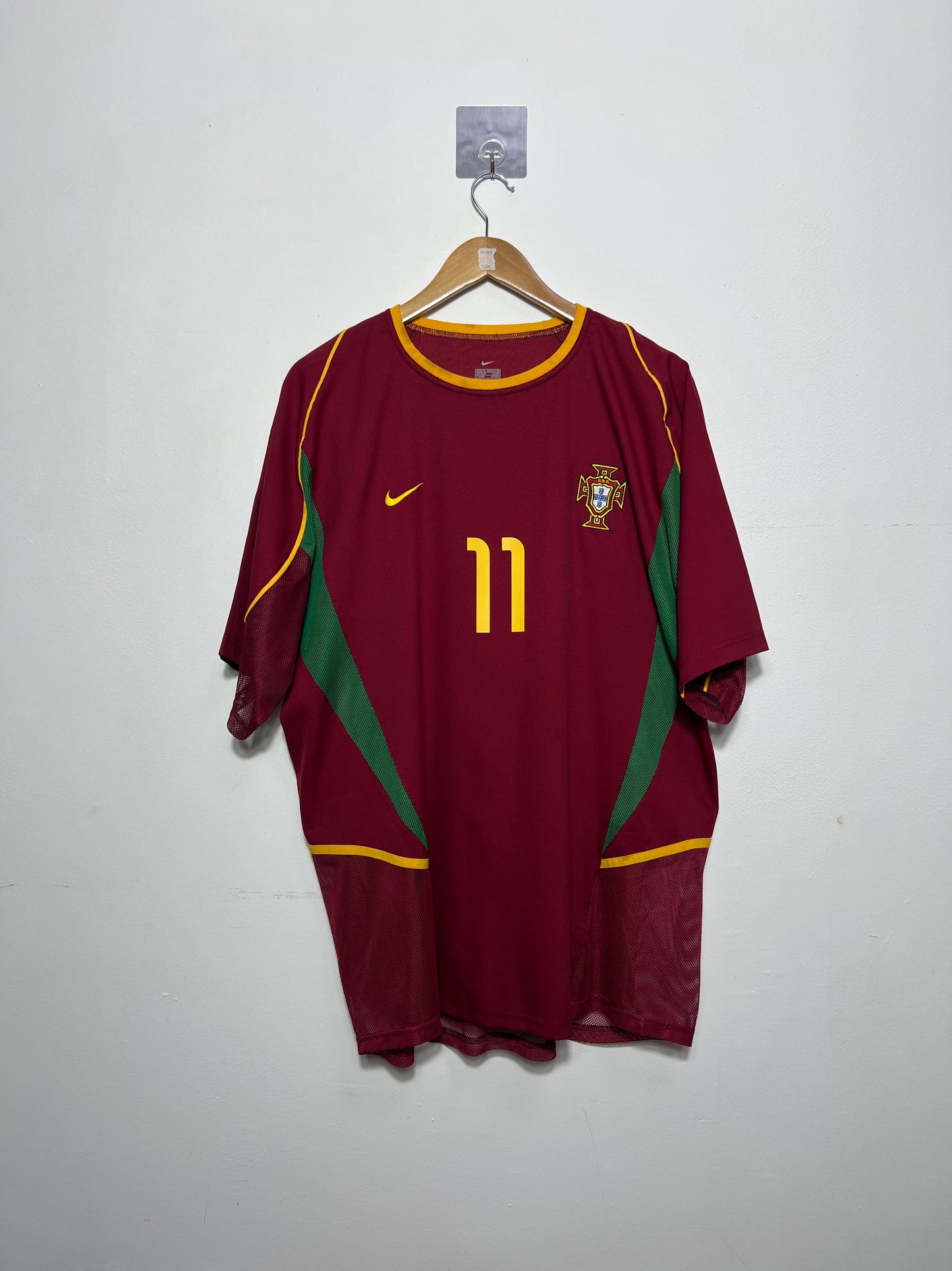 (XL) Portugal 2002-04 Home Player Version Shirt C. Ronaldo #11