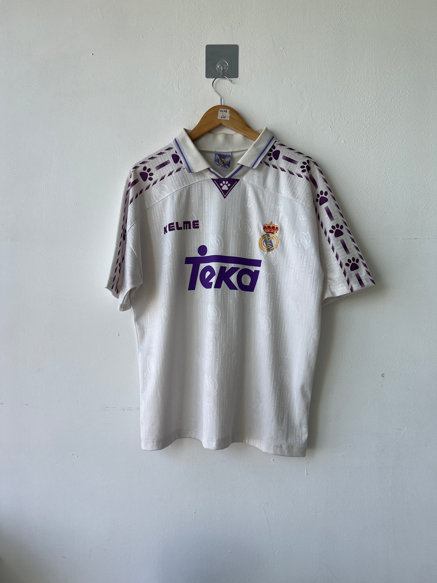 (M fits L) Real Madrid 1996-97 Home Shirt R. Carlos #3