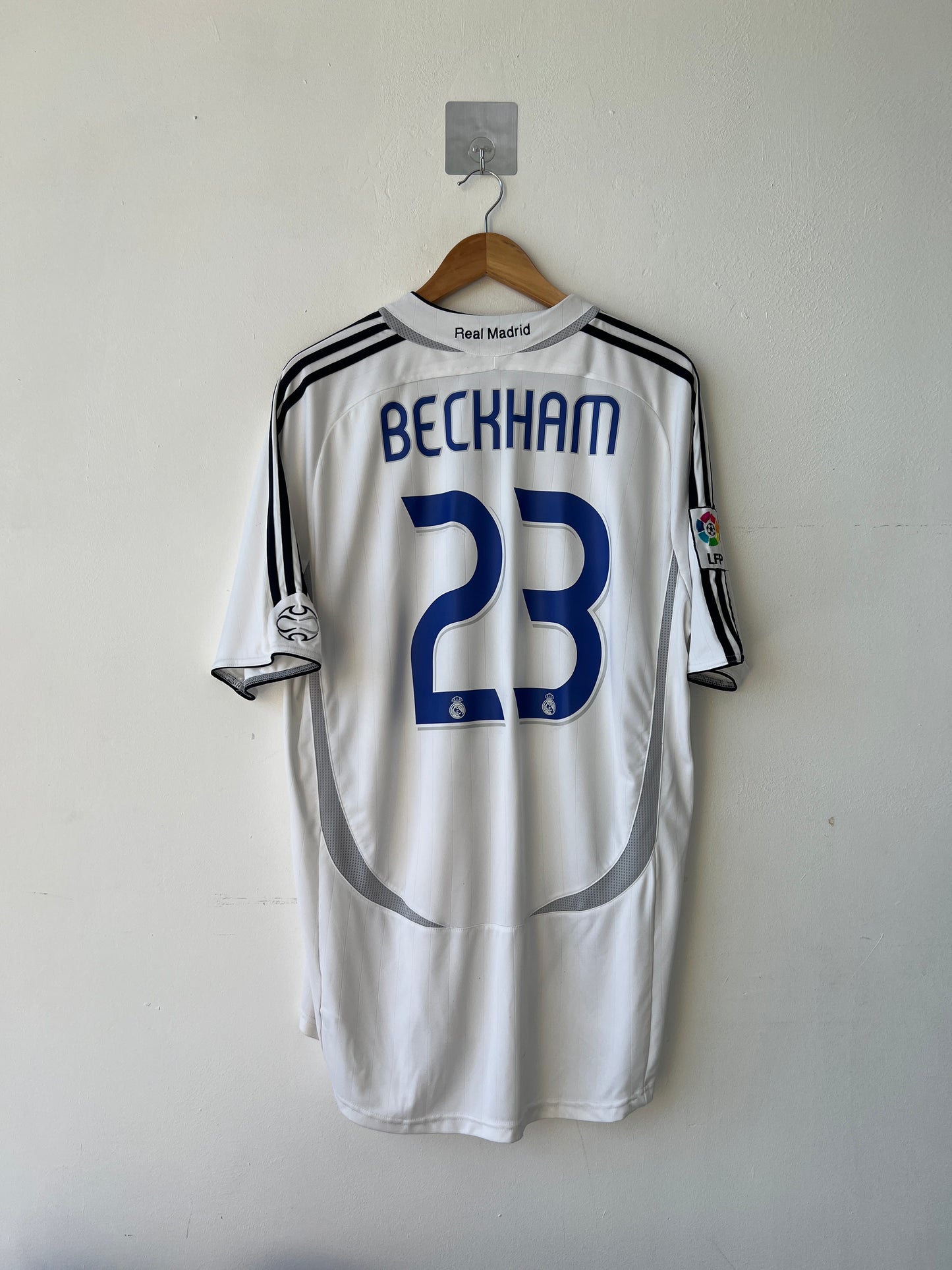 (XL) Real Madrid 2006-07 Home Shirt Beckham #23