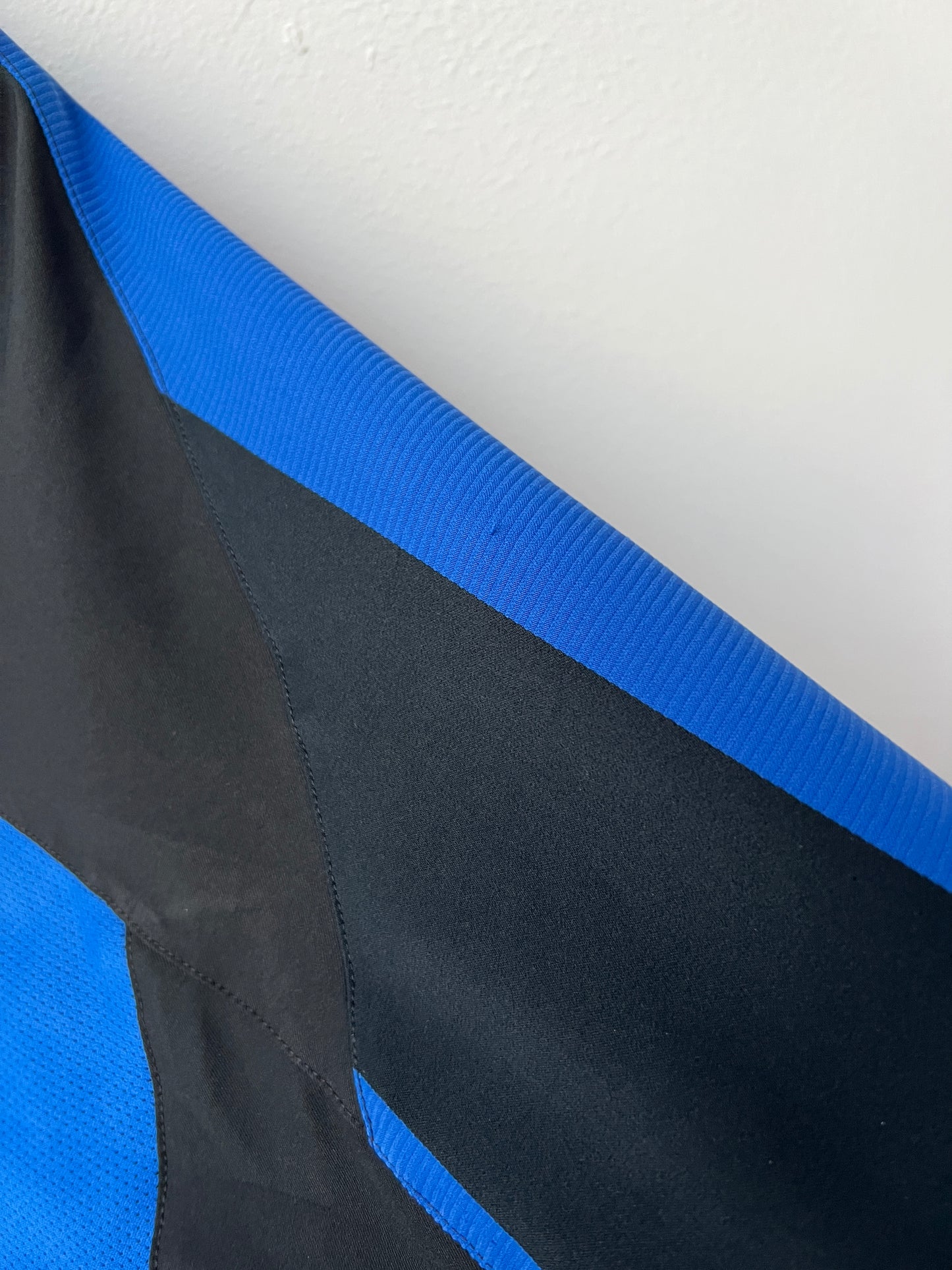 (XL) Inter Milan 2004-05 Home Shirt Adriano #10
