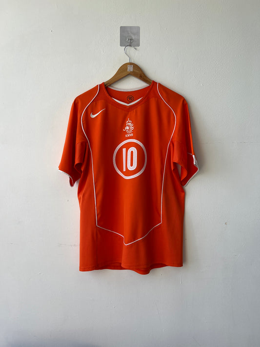 (M) Holland 2004-06 Home Shirt v. Nistelrooy #10
