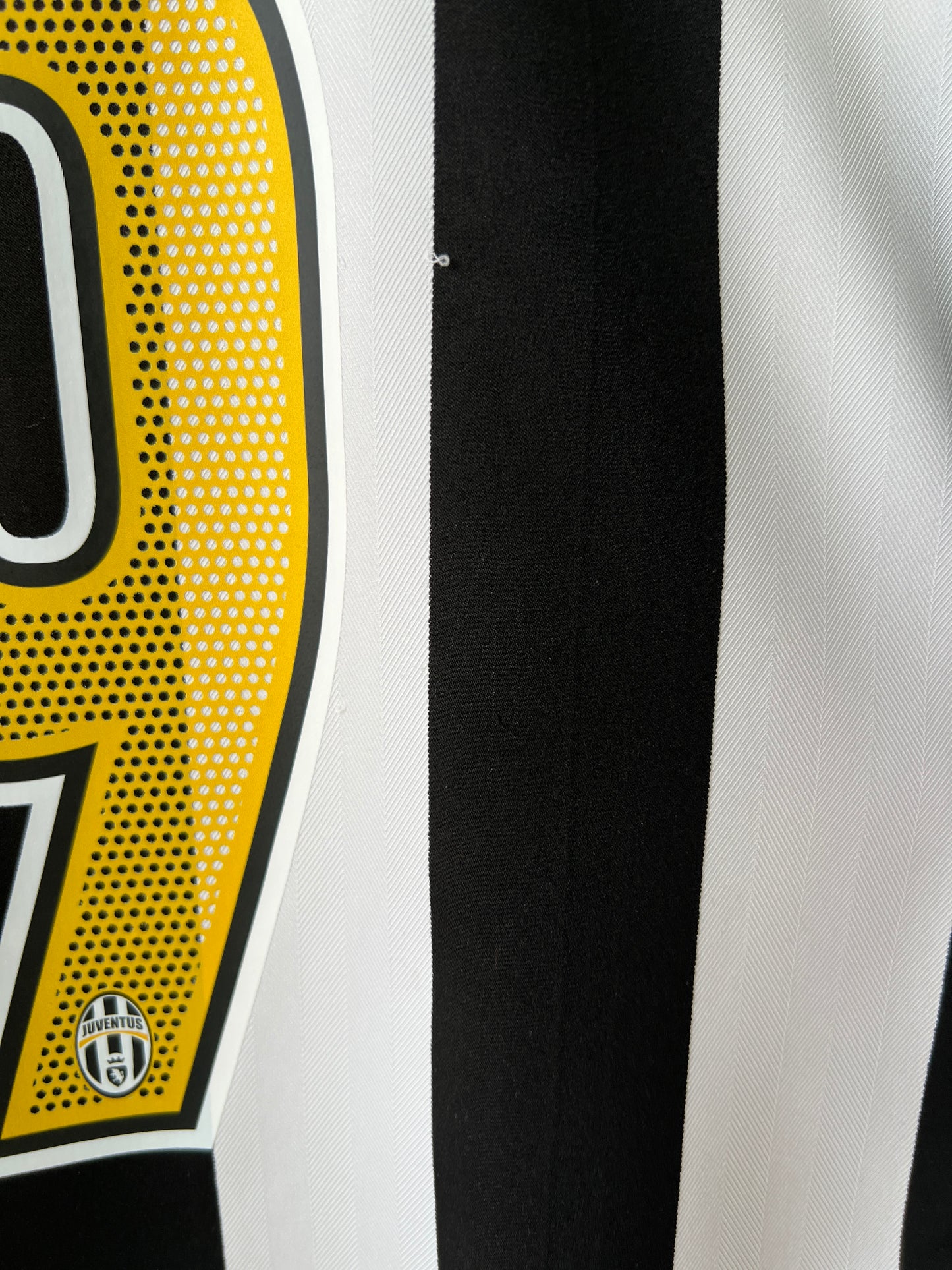 (M) Juventus 2005-06 Home Long Sleeve Shirt Ibrahimovic #9