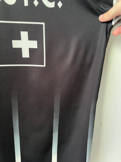 (L) Juventus 2000-01 Lotto Training Shirt