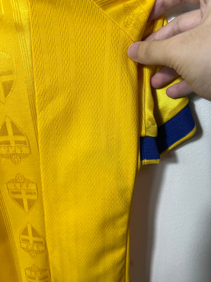 (L) Sweden 1998-99 Home Shirt
