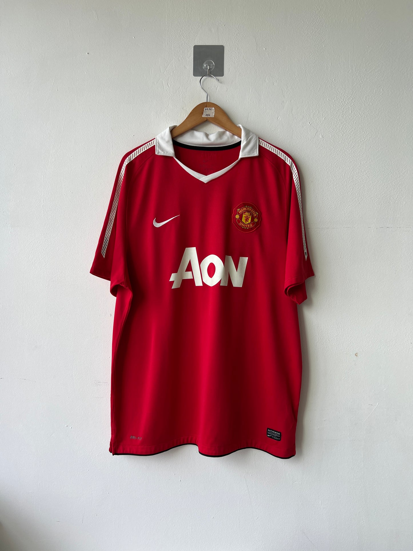(XL) Manchester United 2010-11 Home Shirt Rooney #10
