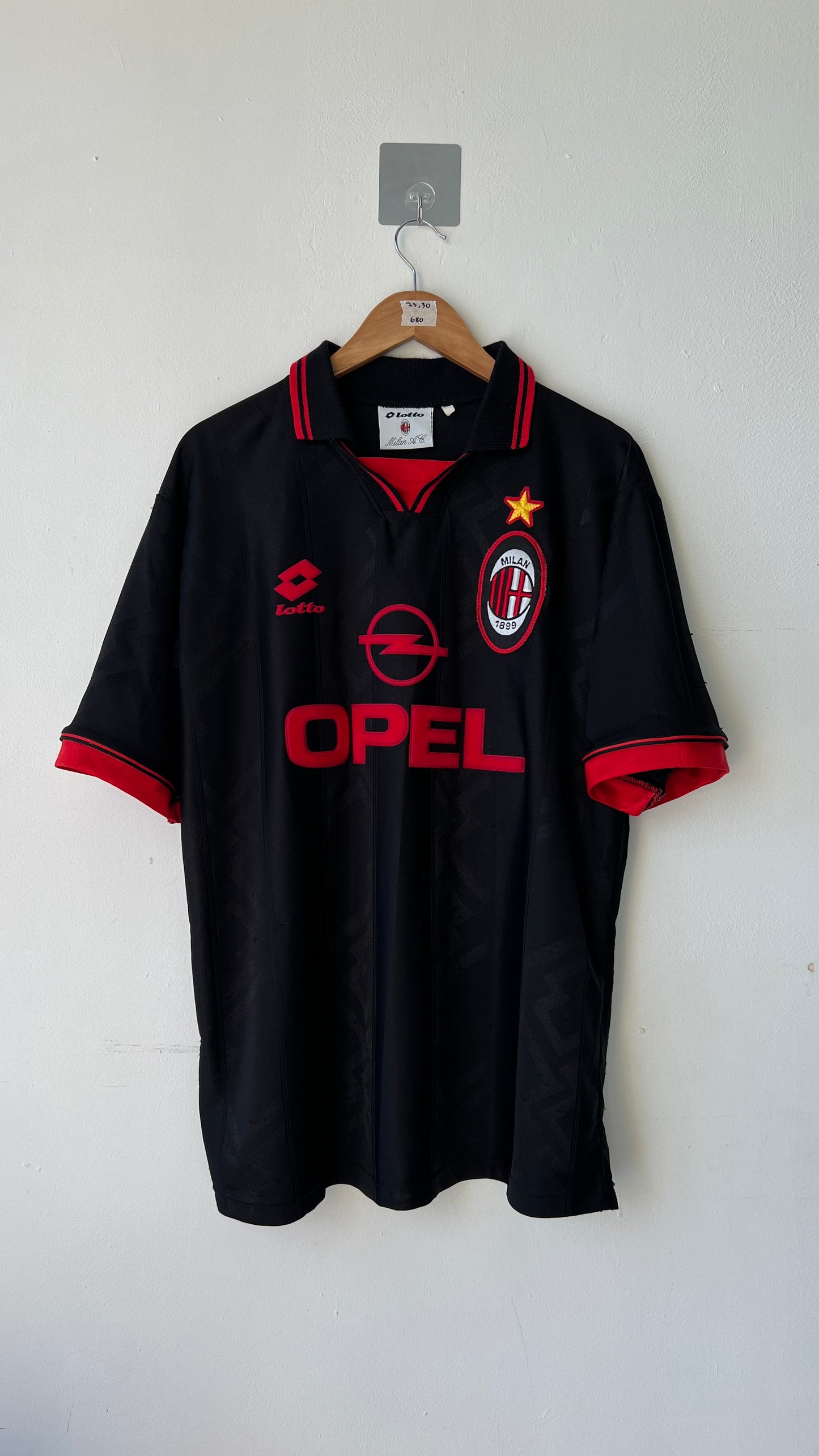 AC Milan 1996-97 Third Shirt Maldini #3 (XL)