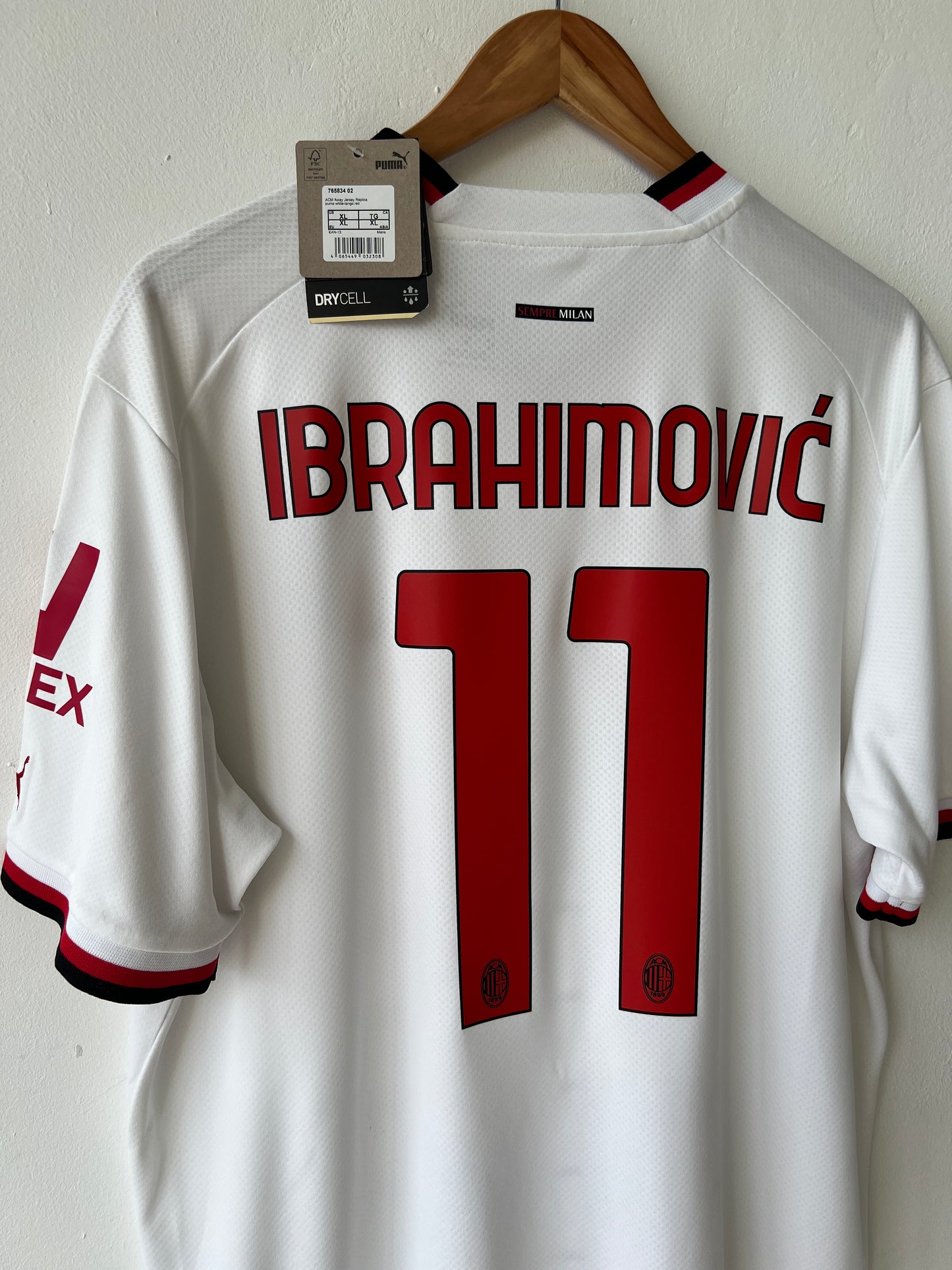 AC Milan 2022-23 Away Shirt Ibrahimovic #11 (NEW) (XL)