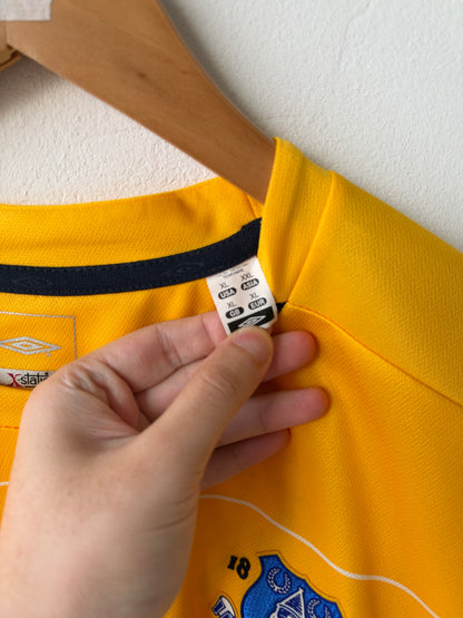 (XL) Everton 2005-06 Third Shirt Arteta #6