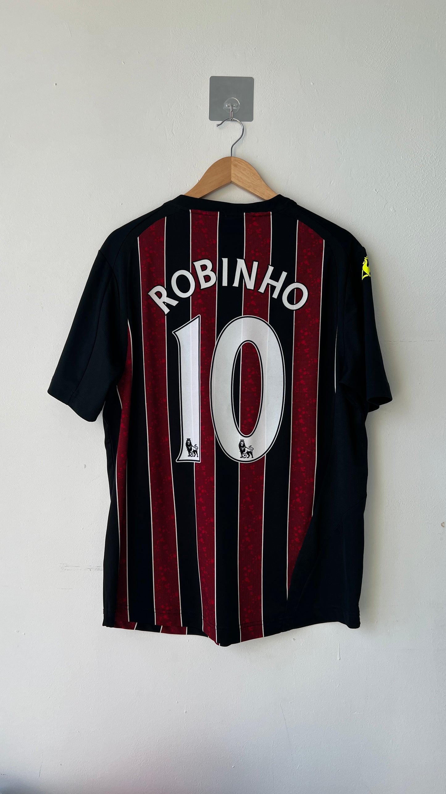 Manchester City 2008-09 Away Shirt Robinho #10 (L)