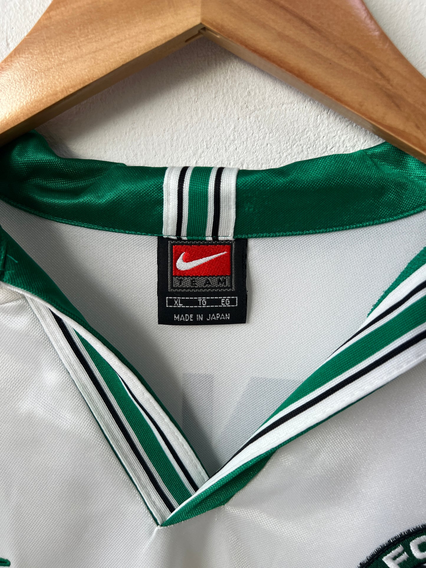 (XL) Verdy Kawasaki 1999-01 Youth Shirt #18