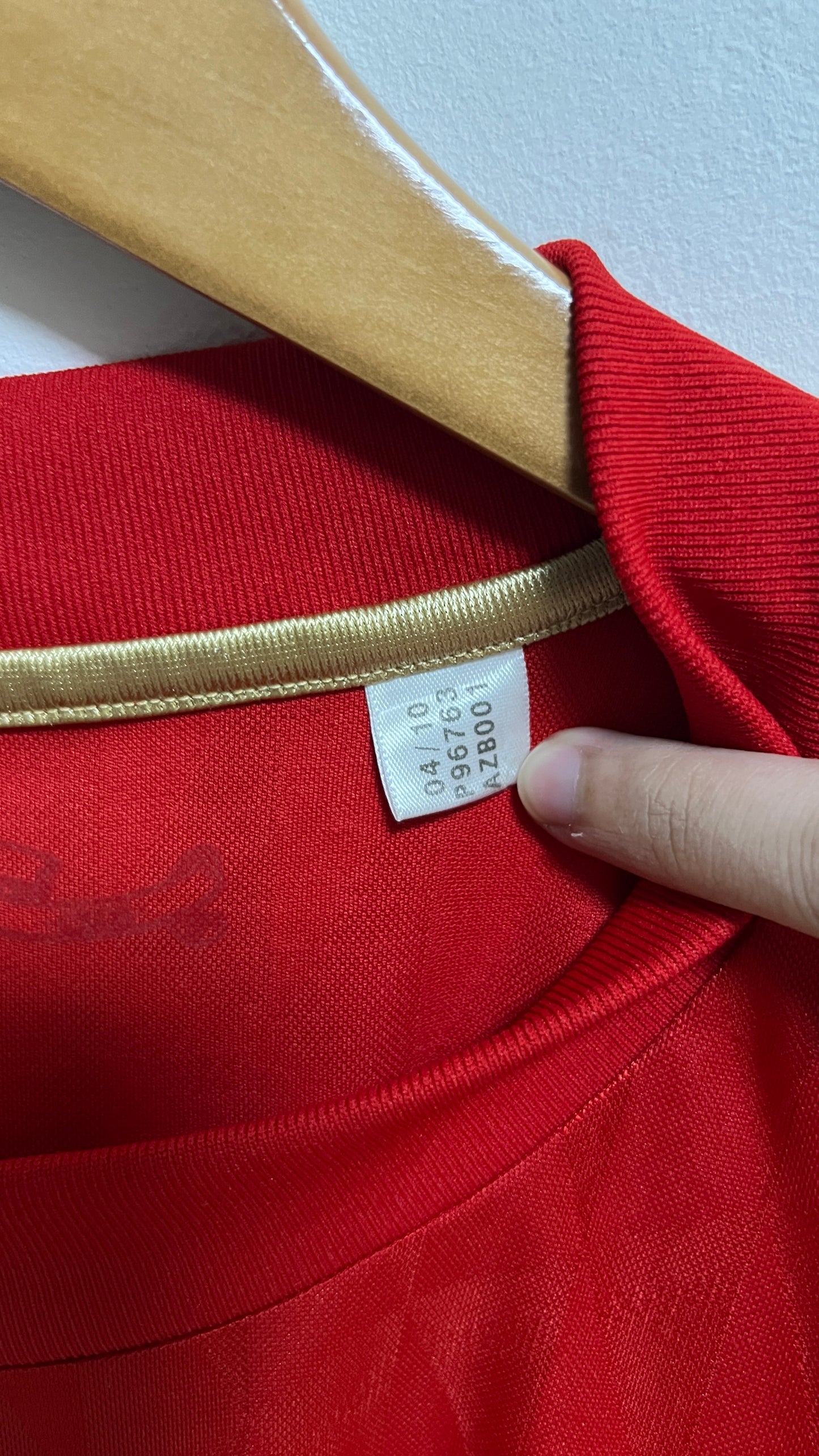 Liverpool 2010-12 Home Shirt Gerrard #8 (XL)