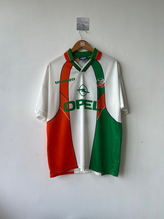 (L) Ireland 1994-96 Away Shirt Keane #6