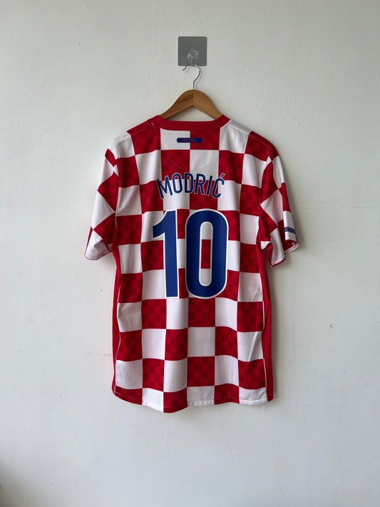 (L) Croatia 2010-12 Home Shirt Modric #10