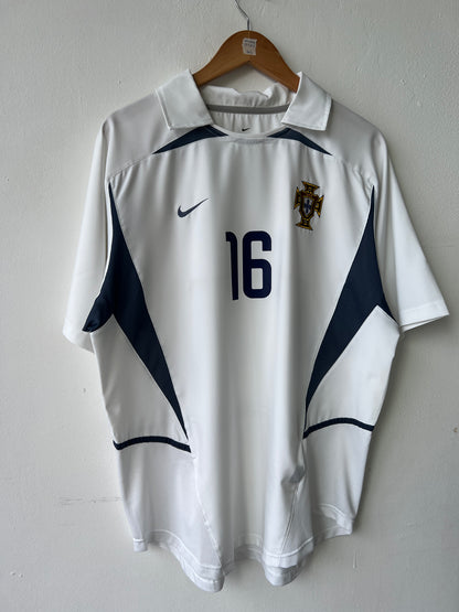 (L) Portugal 2002-04 Away Shirt C. Ronaldo #16