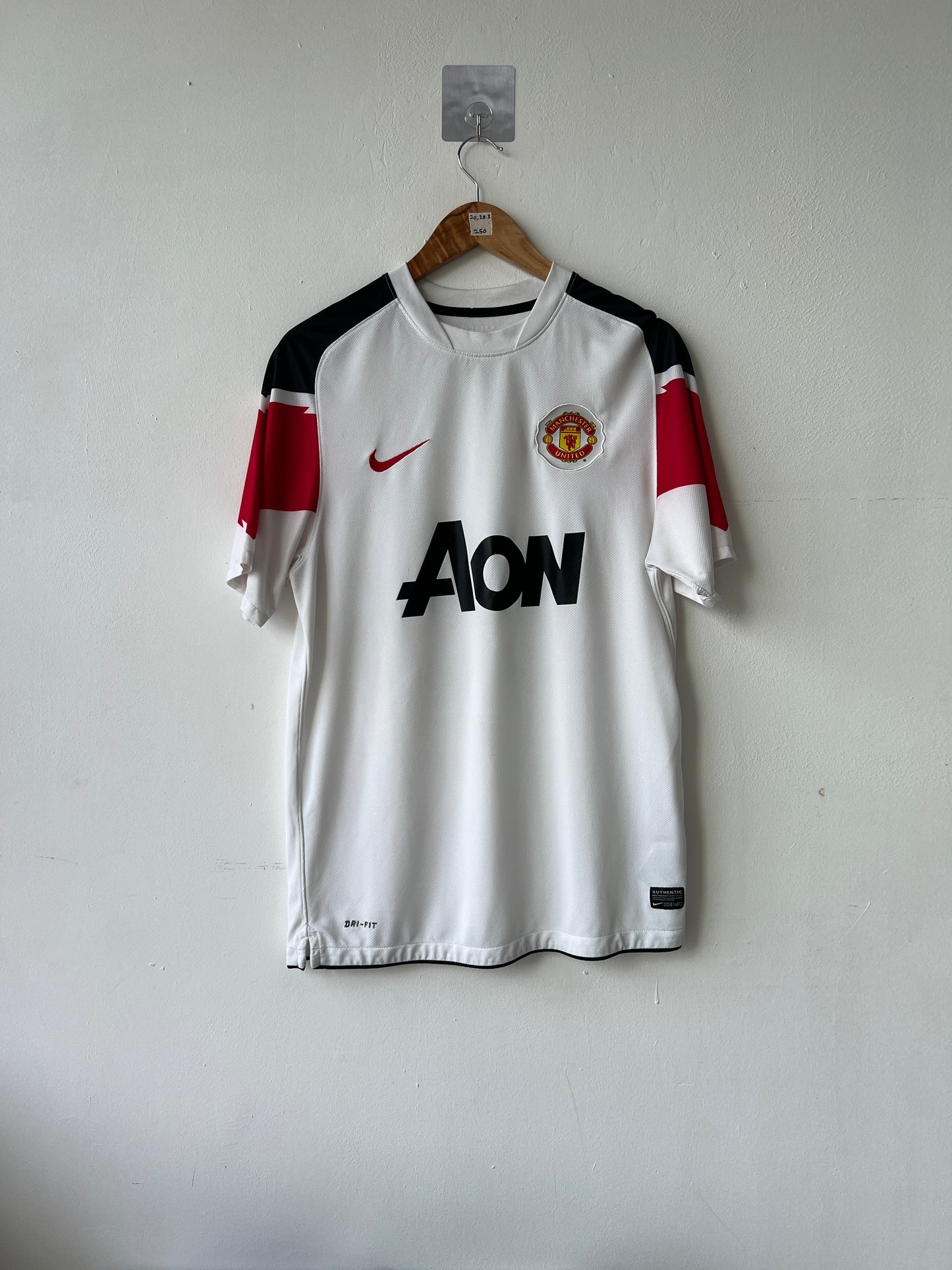 (M) Manchester United 2010-12 Away Shirt Rooney #10