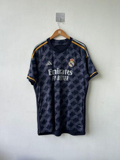 (XL) Real Madrid 2023-24 Away Shirt Kroos #8