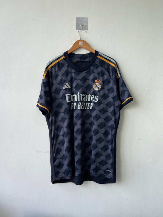 (XL) Real Madrid 2023-24 Away Shirt Kroos #8