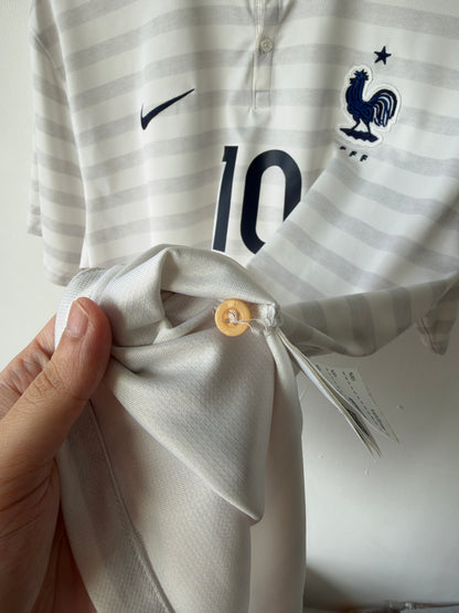 (XL) France 2014-15 Away Shirt Benzema #10