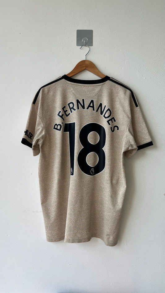 Manchester United 2019-20 Away Shirt B. Fernandes #18 (XL)
