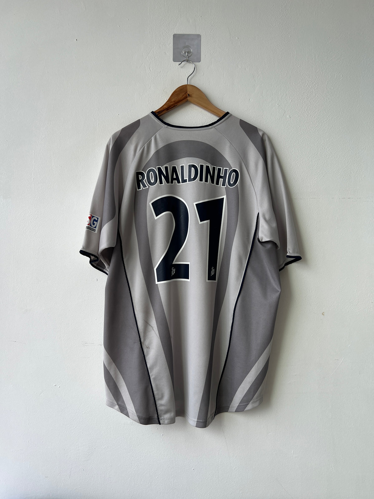(XL) PSG 2001-02 Away Shirt Ronaldinho #21
