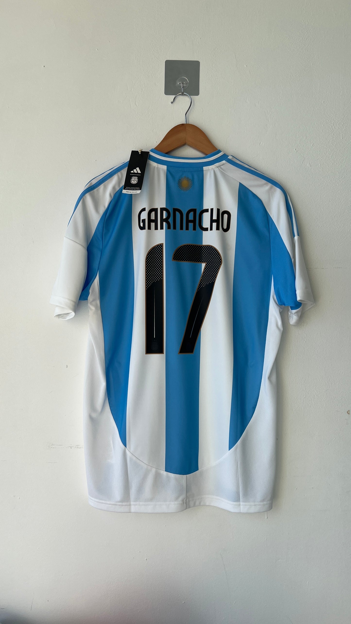 Argentina 2024-25 Home Shirt Garnacho #17 (L) (Brand New)