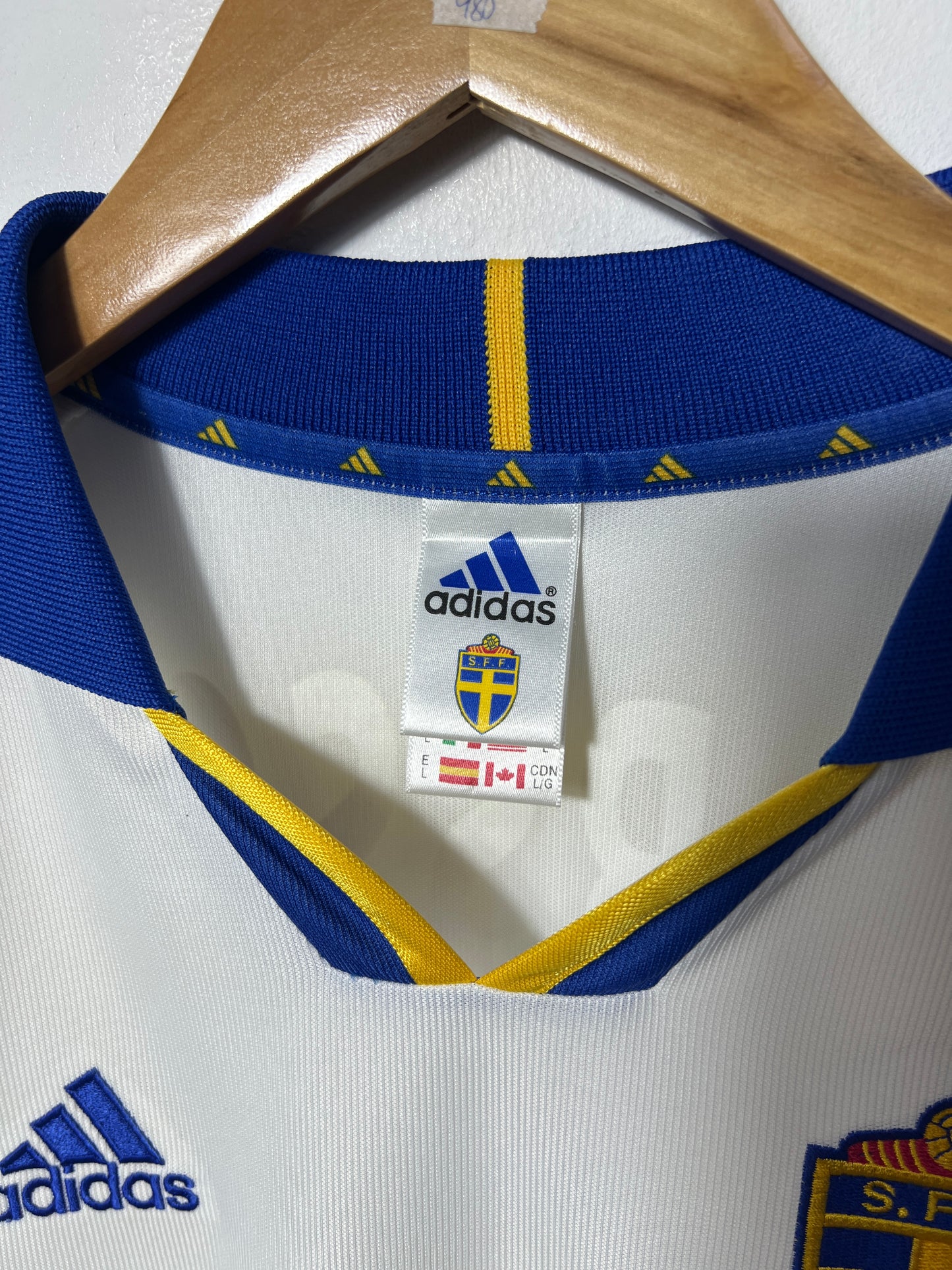 (L) Sweden 2000-02 Away Long Sleeve Player Version Larsson #20