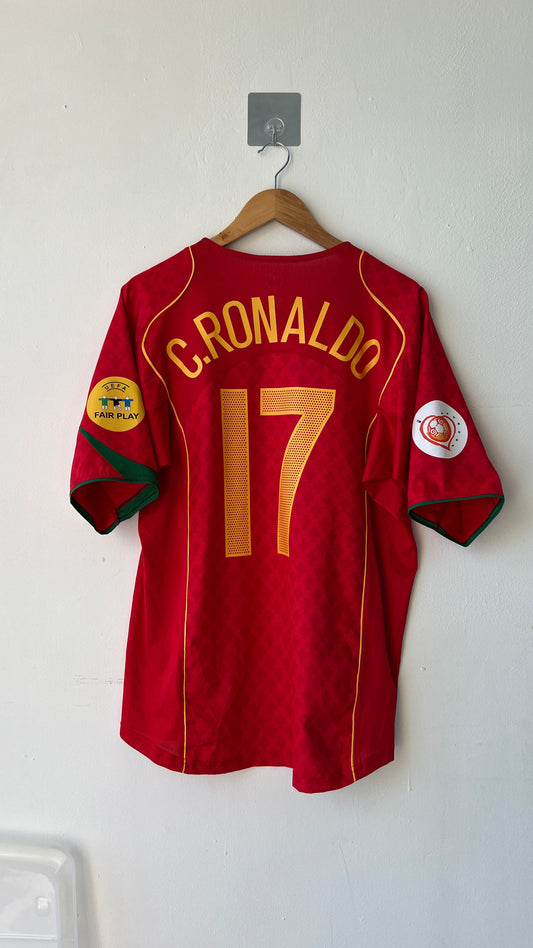 Portugal 2004-06 Home Shirt C. Ronaldo #17 (L)