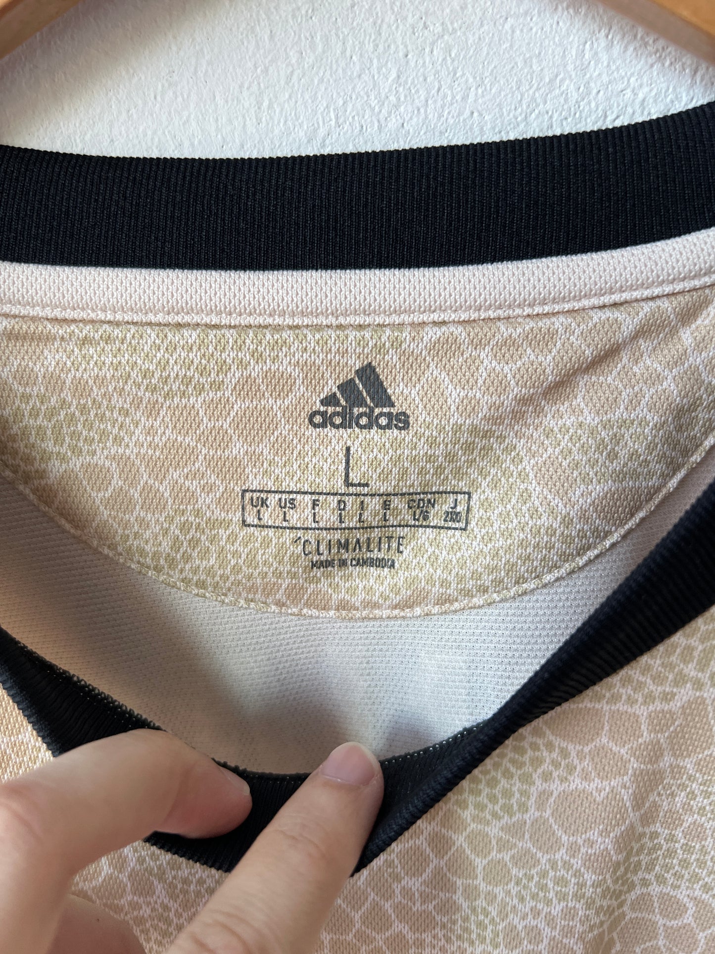 (L) Manchester United 2019-20 Away Shirt B. Fernandes #18 (NEW)