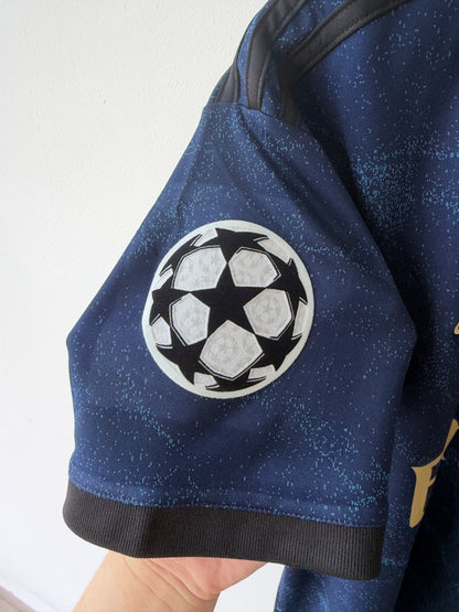 (M) Real Madrid 2019-20 Away Shirt Casemiro #14 (NEW)