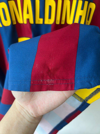 (L) Barcelona 2005-06 Home Shirt Ronaldinho #10