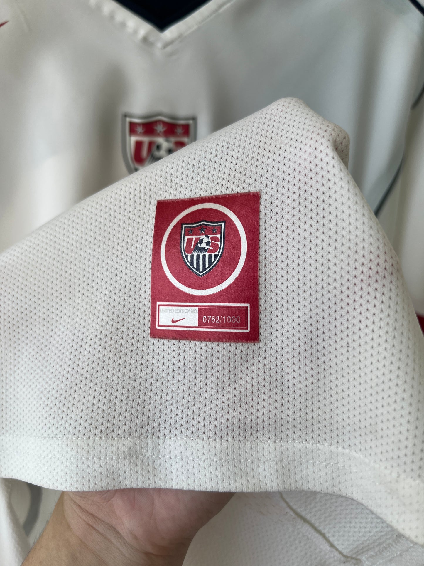 (L) USA 2004-06 Home Player Version Shirt Donovan #10 (USMNT) Limited /1000