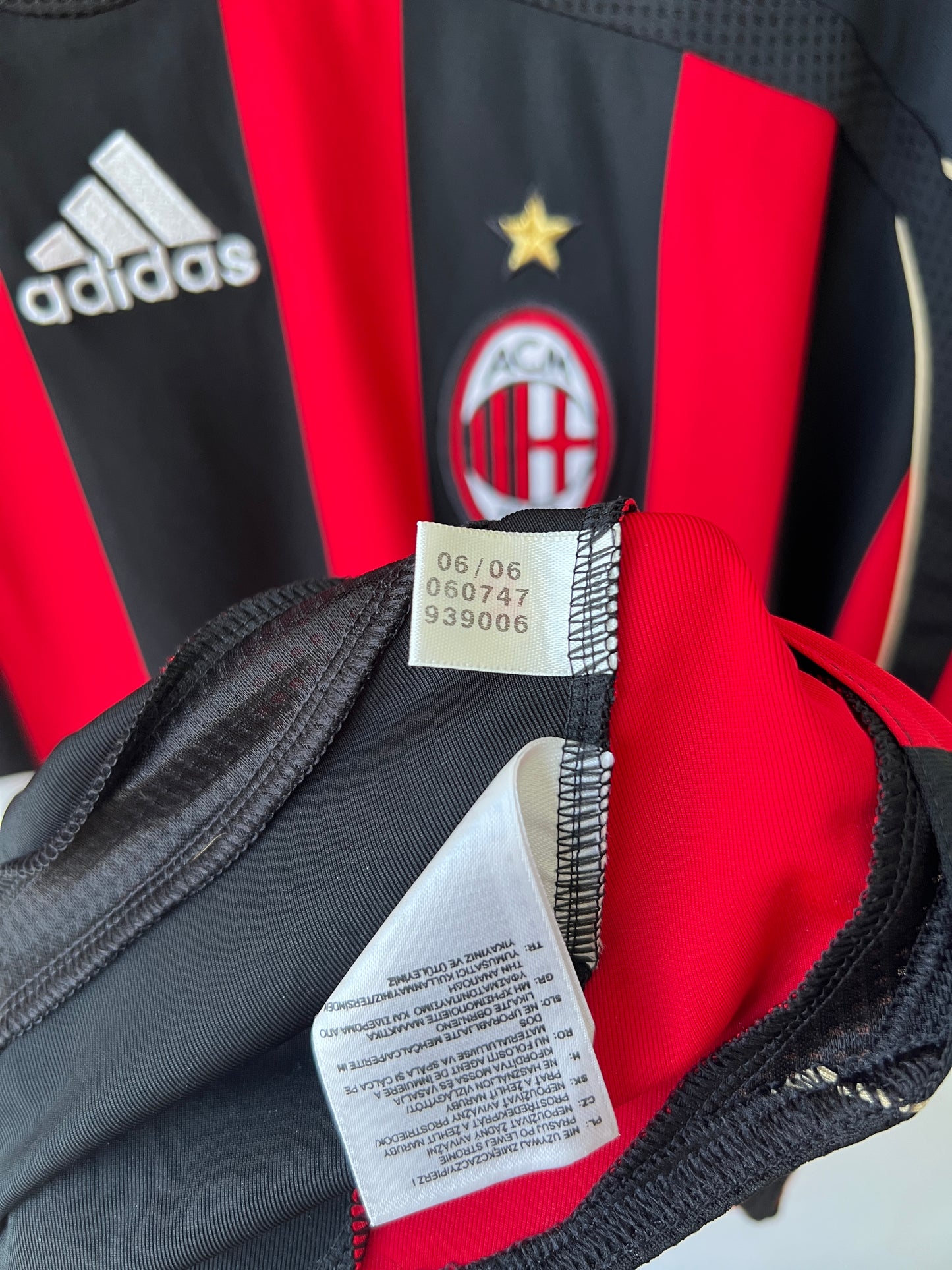 (XXL) AC Milan 2006-07 Home Shirt Kaka #22